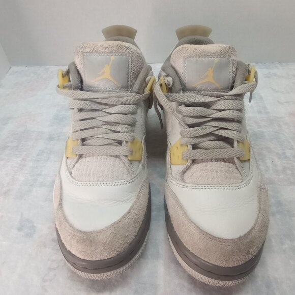 Nike Air Jordan 4 Retro SE Photon Dust/Pale Vanilla Size 5Y - Picture 2 of 9